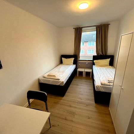 3-Zimmer Monteurwohnung Mit Balkon Neumünster Esterno foto